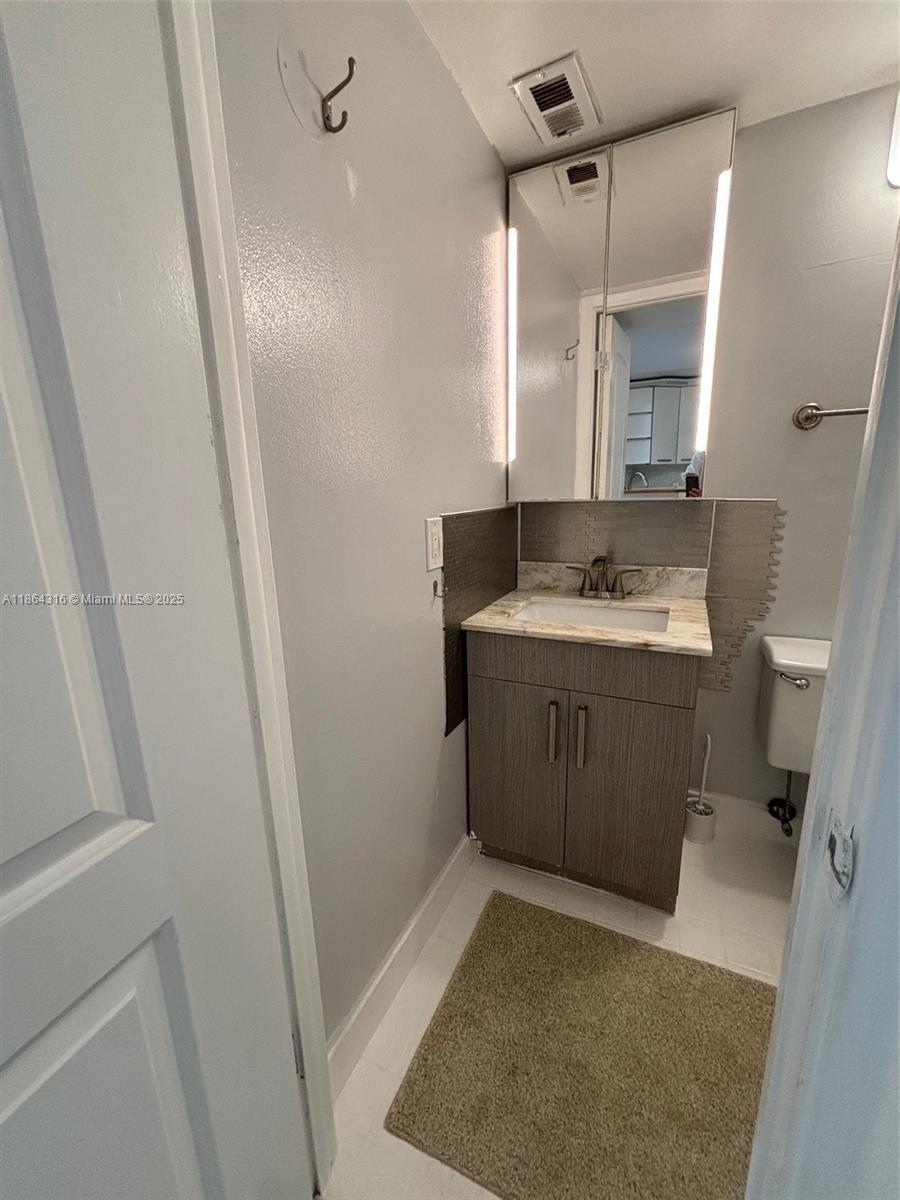 Photo of 1817 Ocean Dr  #622, Hallandale Beach, Florida, 33009 - 
