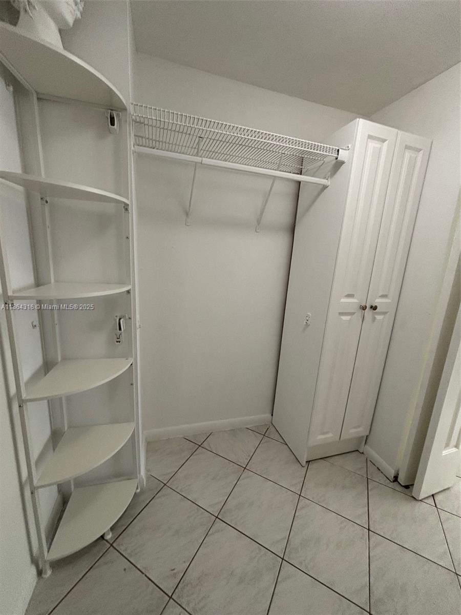 Photo of 1817 Ocean Dr  #622, Hallandale Beach, Florida, 33009 - 