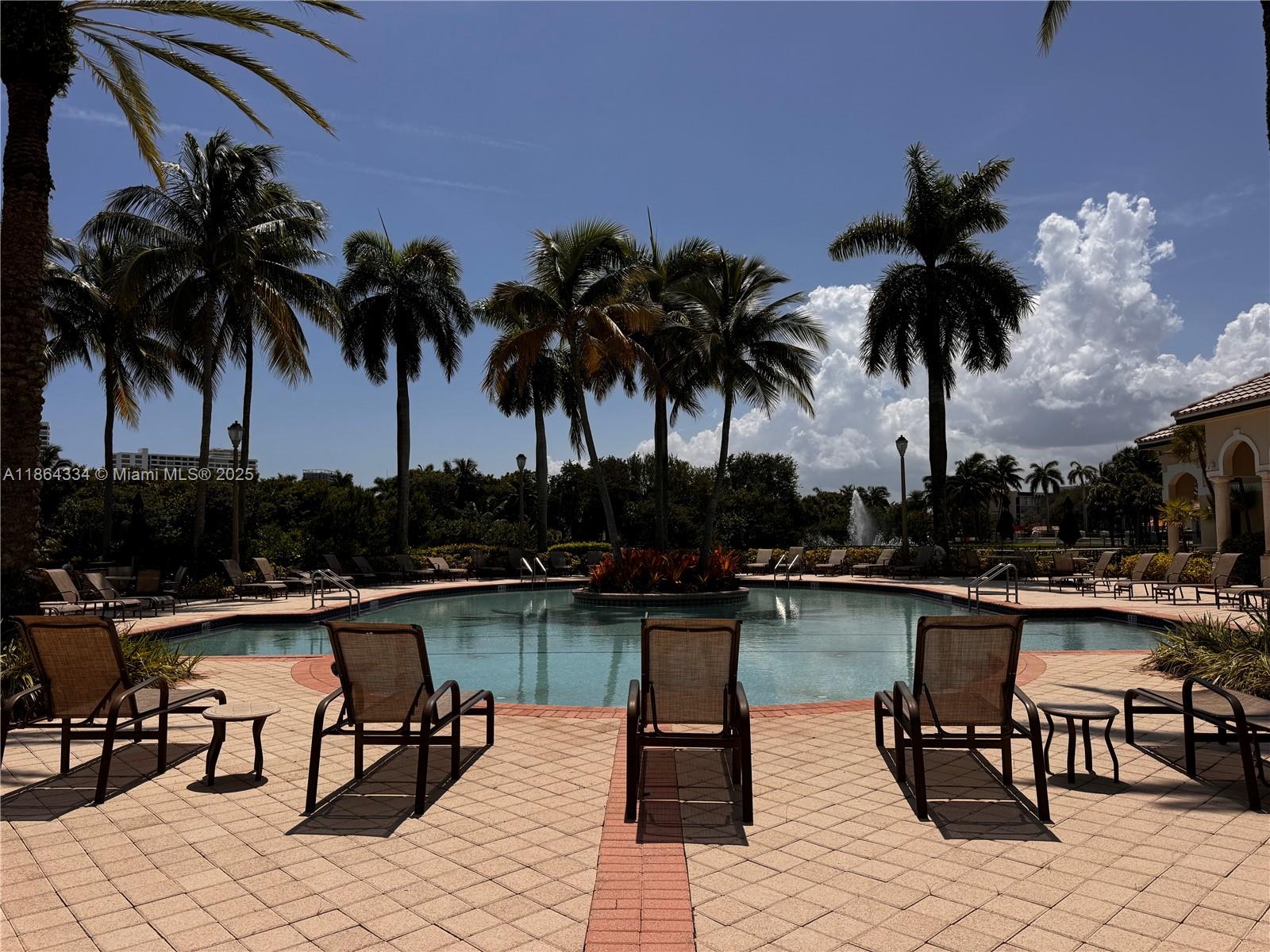 Photo of 876 Spinnaker Dr W  (876), Hollywood, Florida, 33019 - 