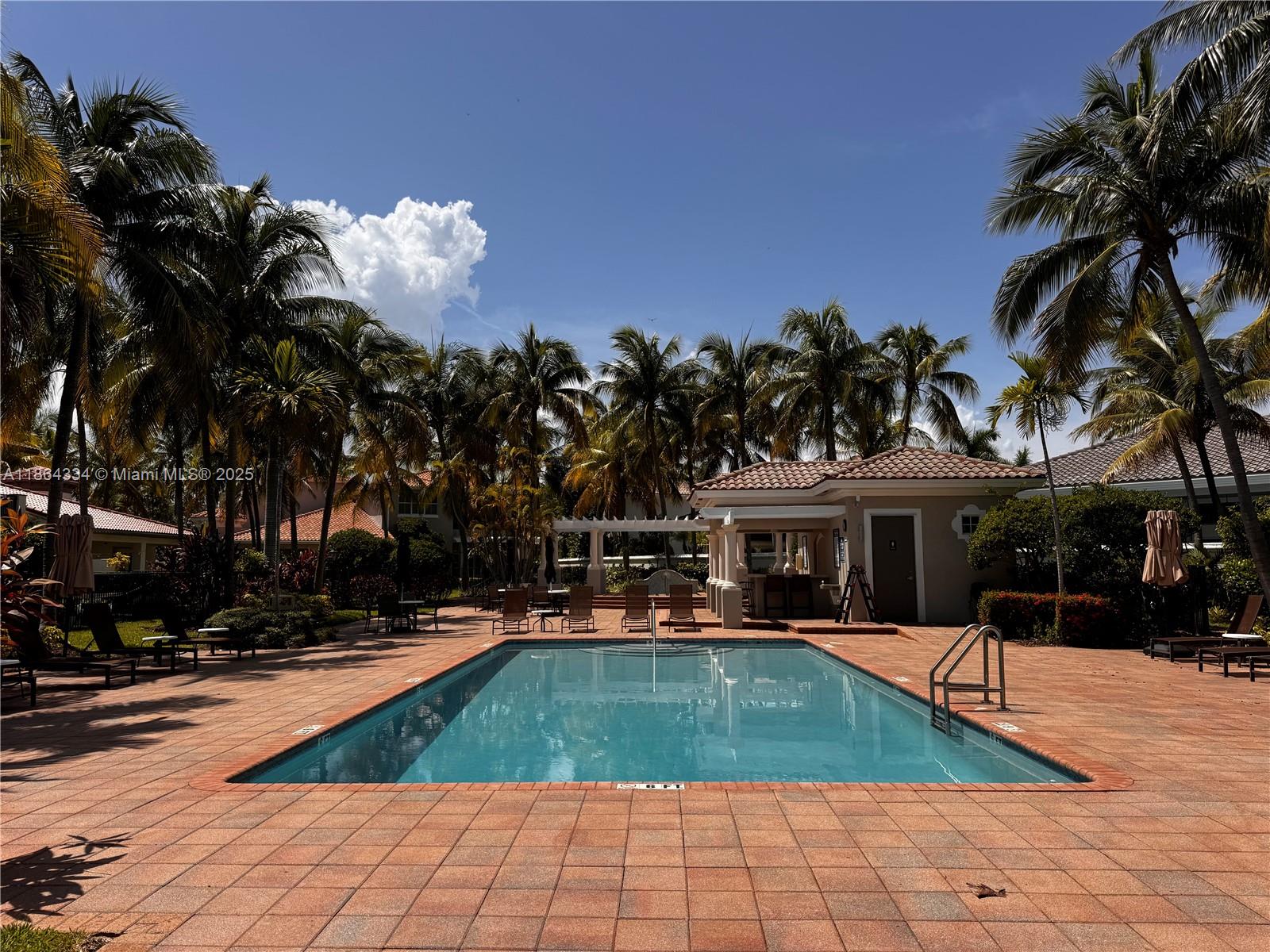 Photo of 876 Spinnaker Dr W  (876), Hollywood, Florida, 33019 - 