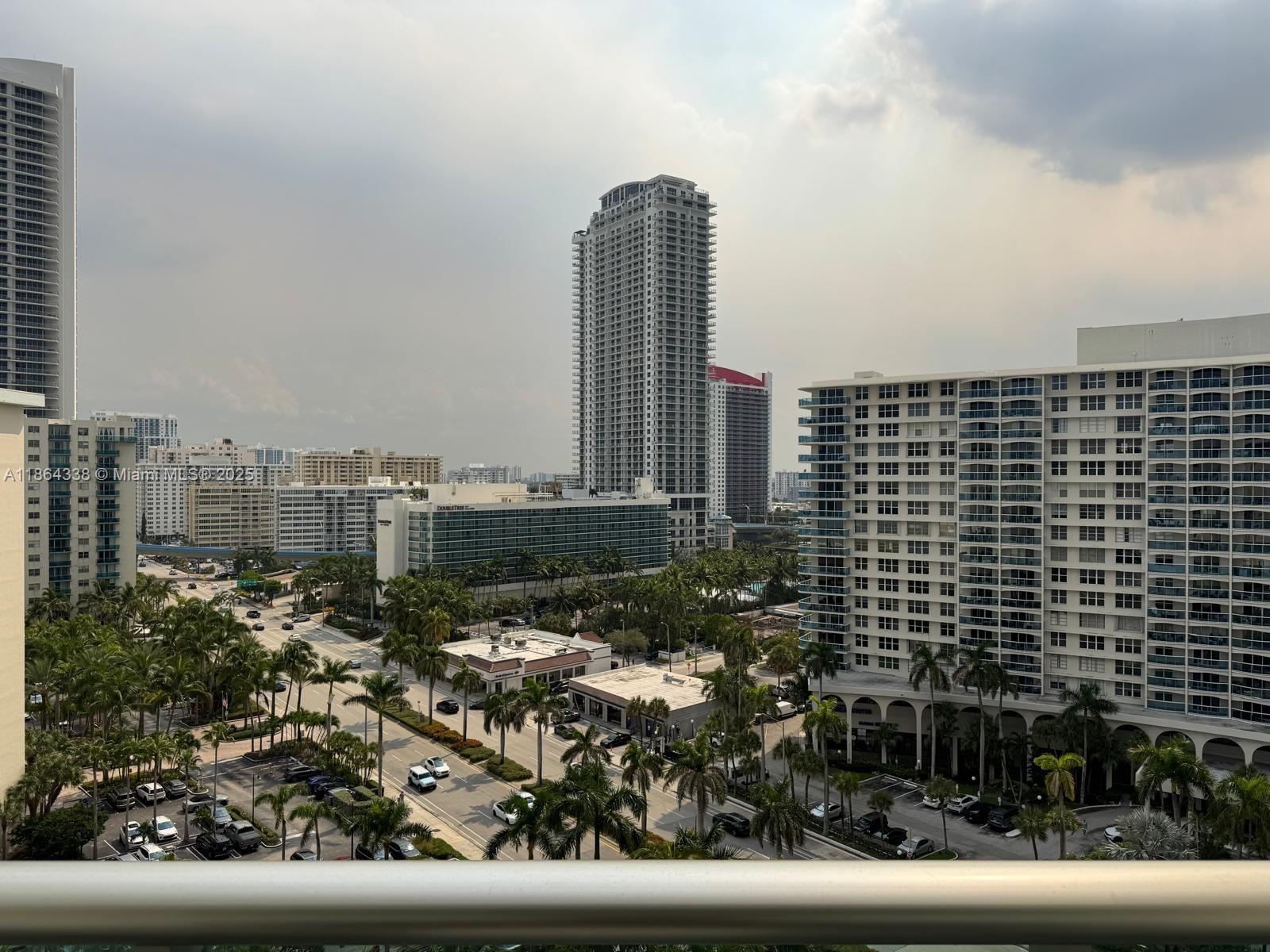 Photo of 3801 Ocean Dr  #14V, Hollywood, Florida, 33019 - 