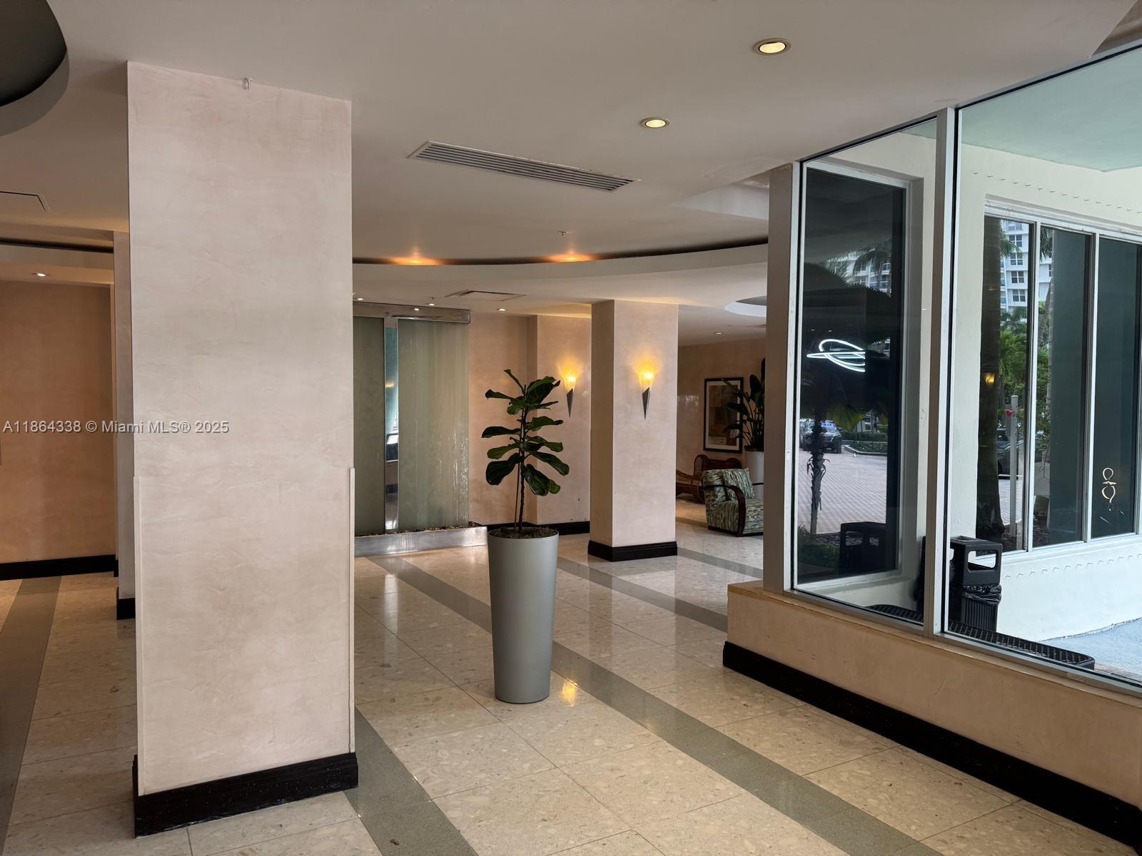Photo of 3801 Ocean Dr  #14V, Hollywood, Florida, 33019 - 