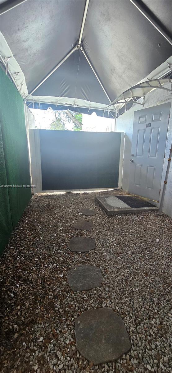 See details / sq. ft. $ 2025-08-23 0 Photo