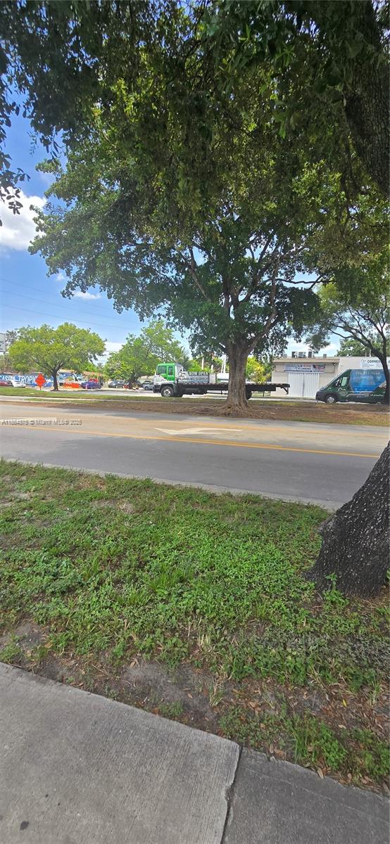 See details / sq. ft. $ 2025-08-23 0 Photo