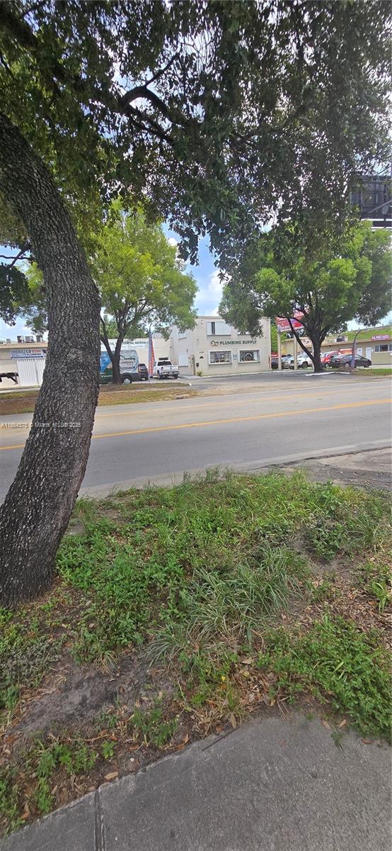 See details / sq. ft. $ 2025-08-23 0 Photo