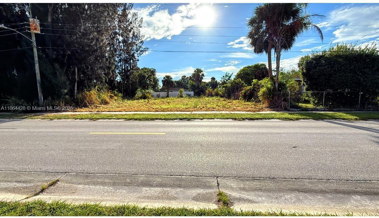 See details / sq. ft. $ 2025-08-23 0 Photo