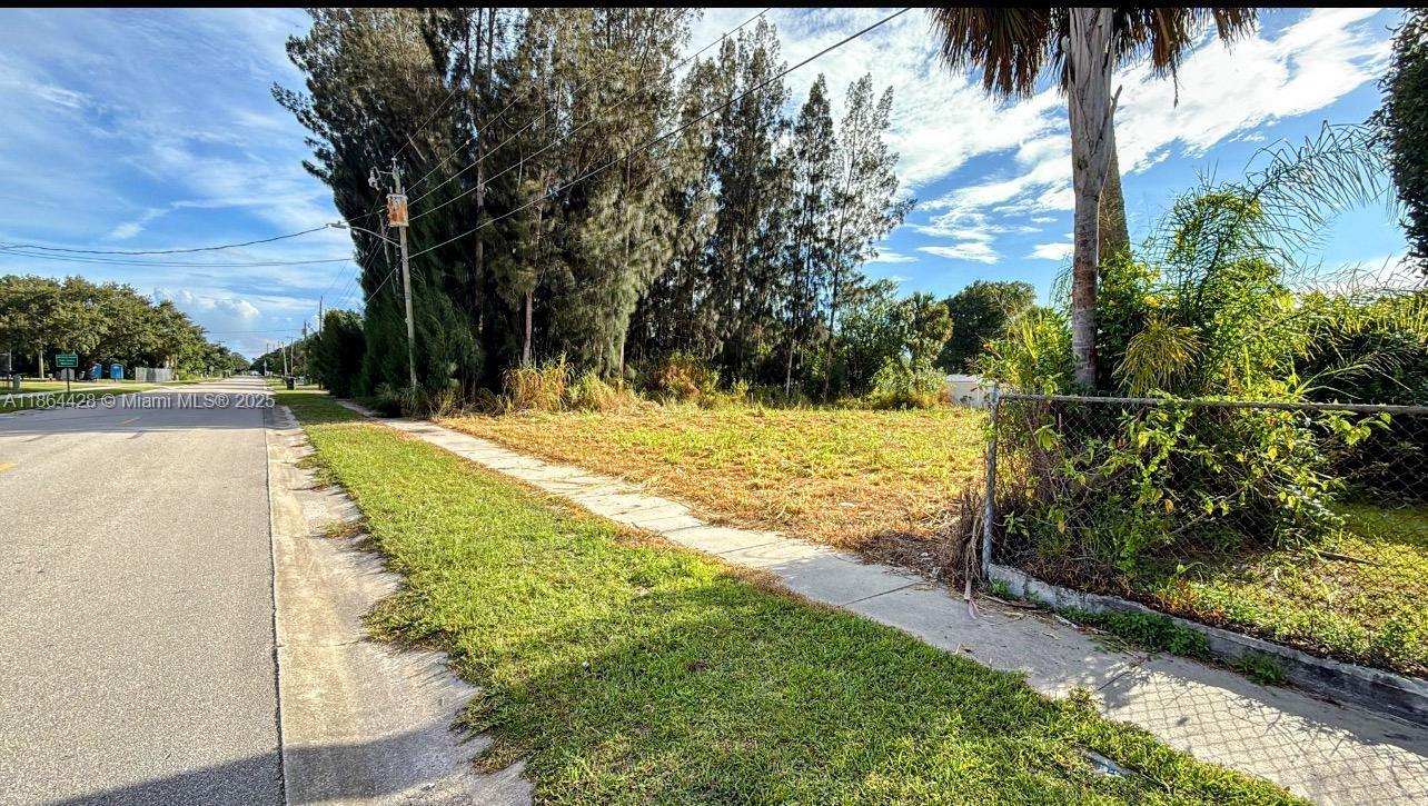 See details / sq. ft. $ 2025-08-23 0 Photo