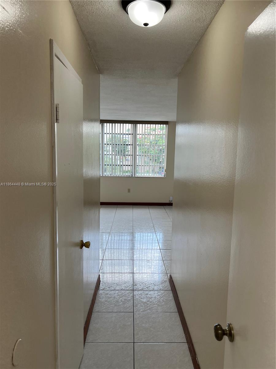 216-2 1 / 1 909 sq. ft. $ 2025-09-26 0 Photo