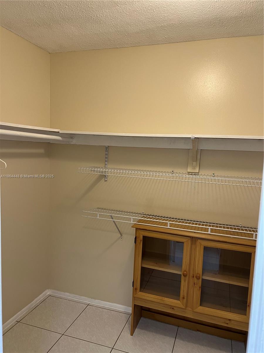 216-2 1 / 1 909 sq. ft. $ 2025-09-26 0 Photo