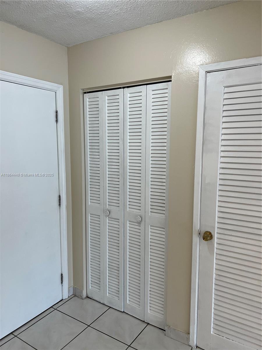 216-2 1 / 1 909 sq. ft. $ 2025-09-26 0 Photo