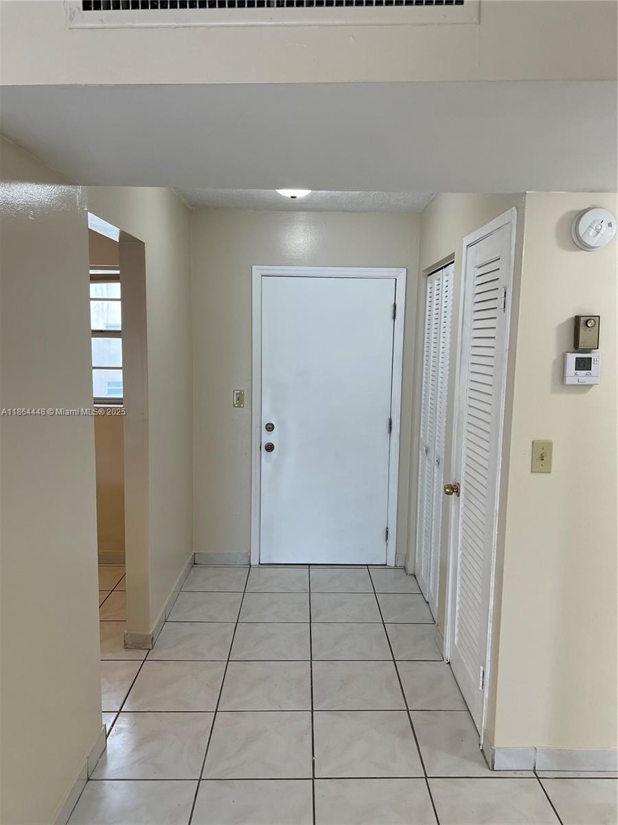 216-2 1 / 1 909 sq. ft. $ 2025-09-26 0 Photo
