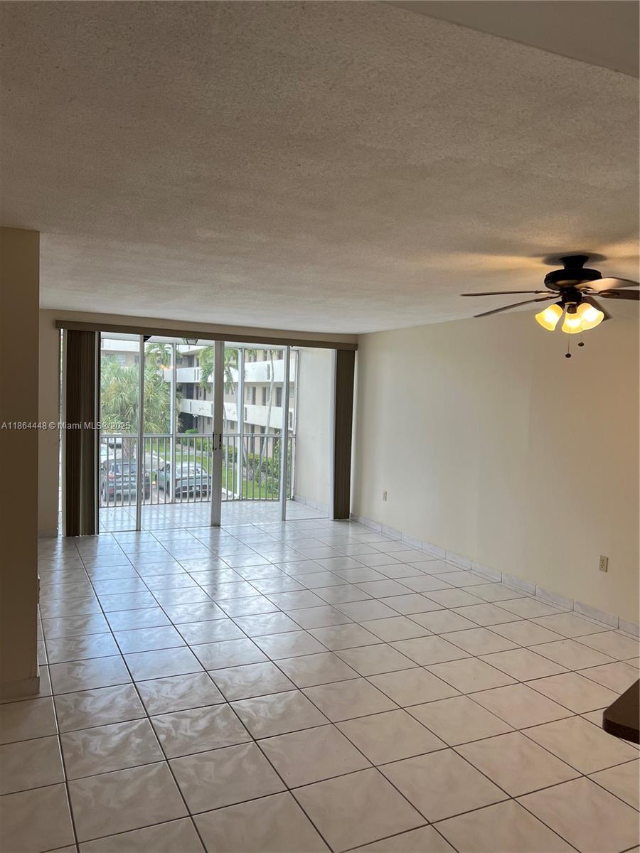 216-2 1 / 1 909 sq. ft. $ 2025-09-26 0 Photo