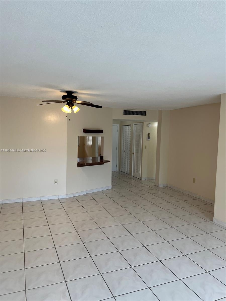 216-2 1 / 1 909 sq. ft. $ 2025-09-26 0 Photo