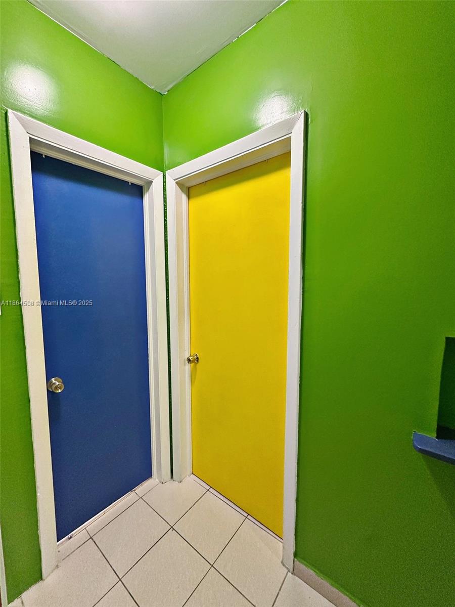 See details / 1200 sq. ft. $ 2025-08-25 0 Photo