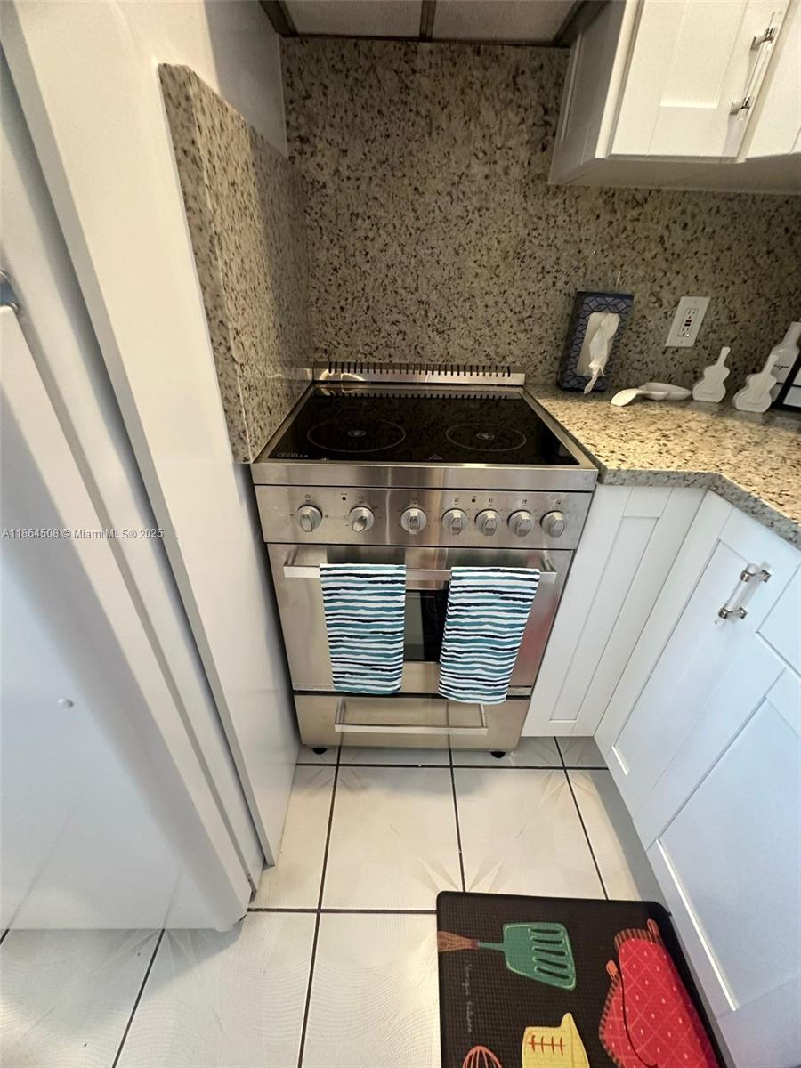 See details / 1200 sq. ft. $ 2025-08-25 0 Photo