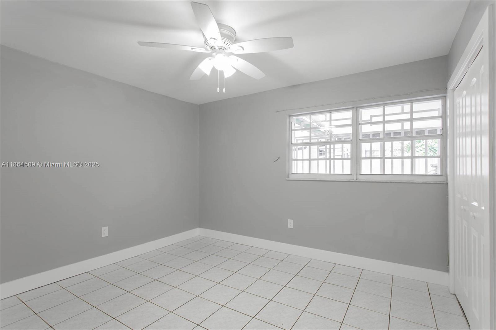 See details / 1992 sq. ft. $ 2025-08-26 0 Photo