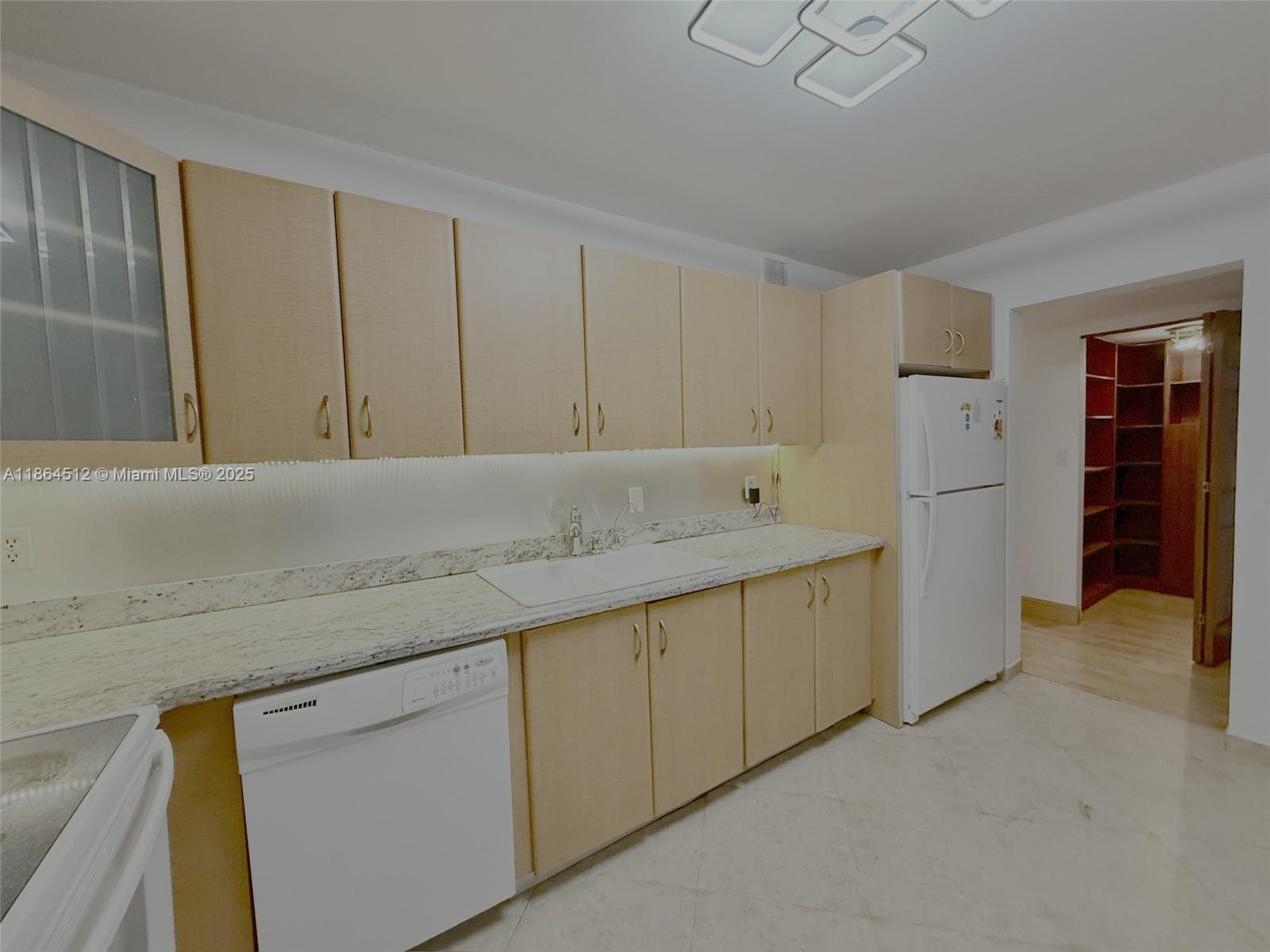 Photo of 1880 Ocean Dr  #807, Hallandale Beach, Florida, 33009 - 