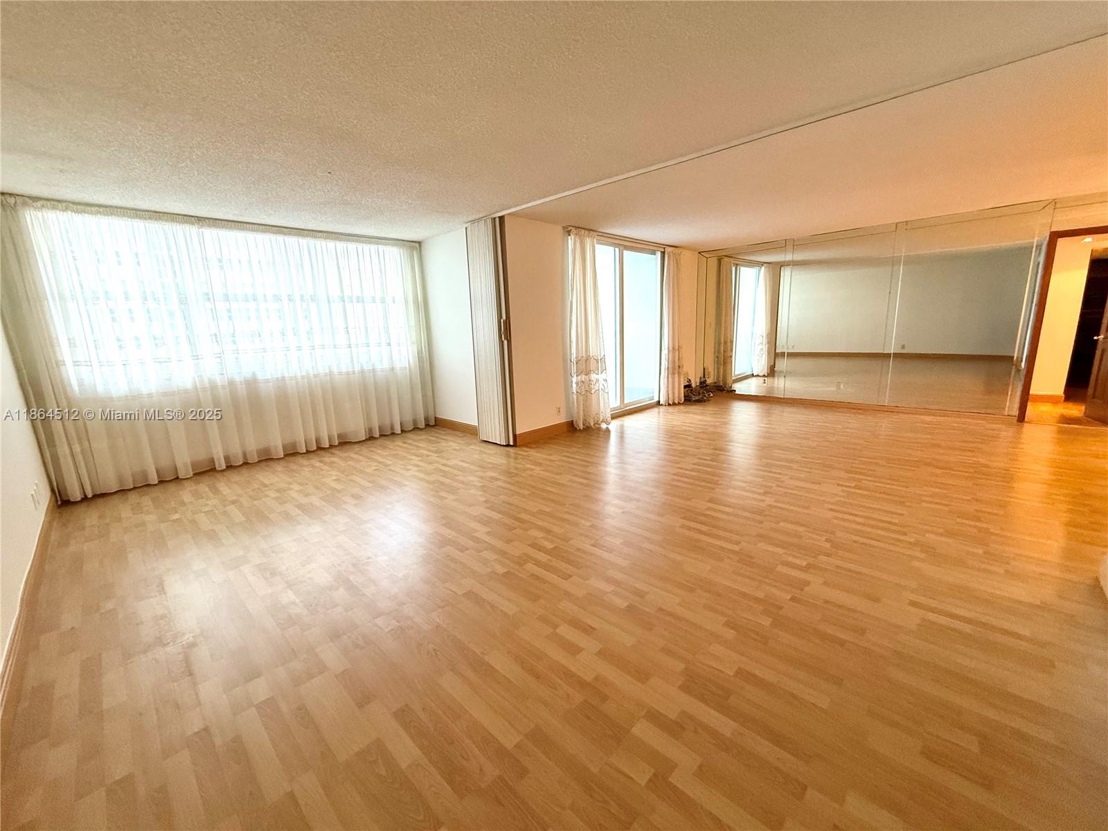 Photo of 1880 Ocean Dr #807, Hallandale Beach, Florida, 33009 -