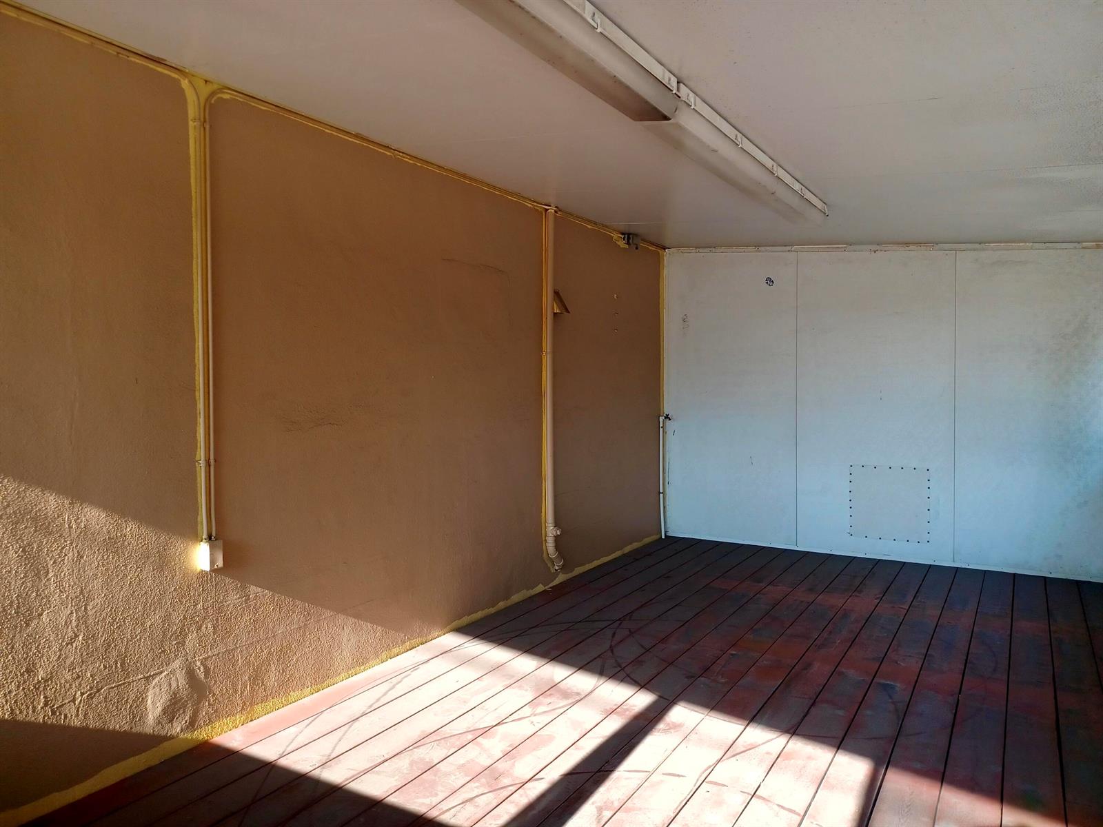 See details / 2 sq. ft. $ 2025-12-05 0 Photo