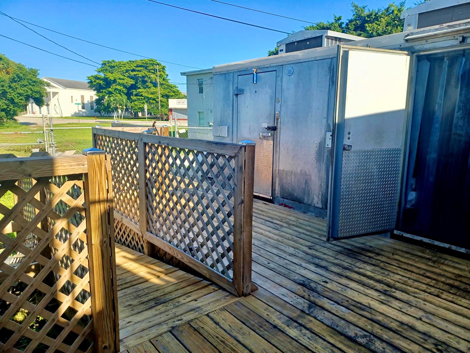 See details / 2 sq. ft. $ 2025-12-05 0 Photo