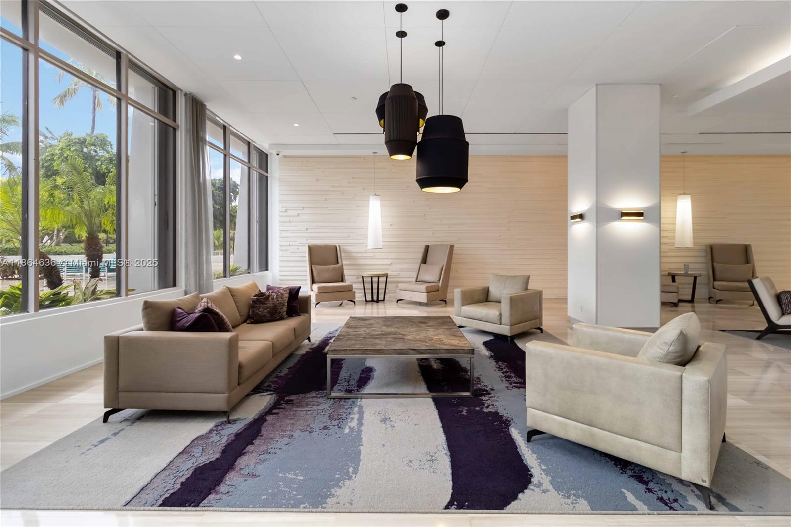 Ver detalles 2014 2 / 2 1331 sq. ft. $ 2025-08-24 0 foto