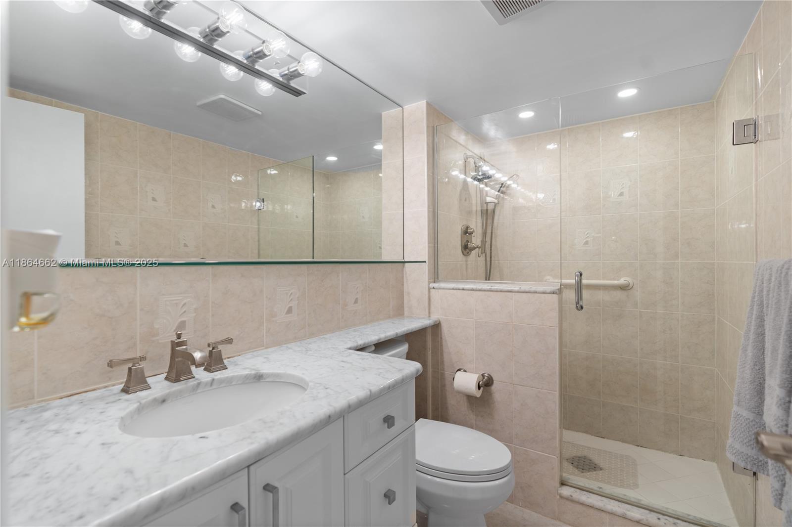 Photo of 20301 Country Club Dr  #829, Aventura, Florida, 33180 - 
