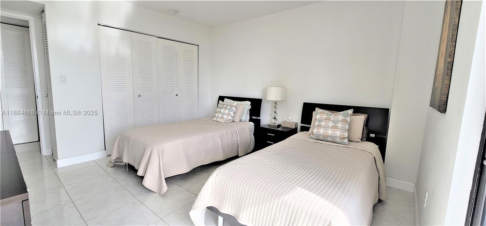 Photo of 3731 Country Club Dr  #926, Aventura, Florida, 33180 - 