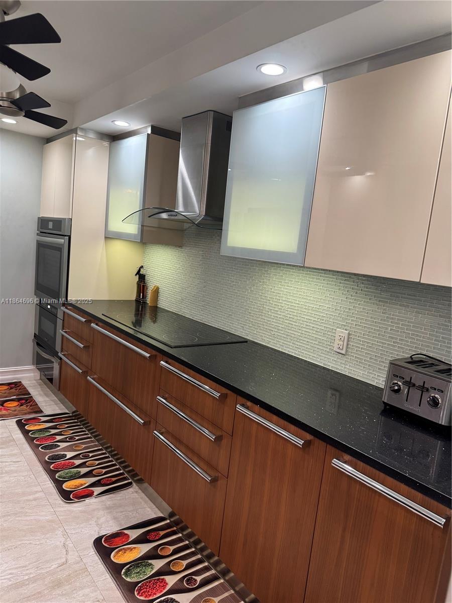 Photo of 1880 Ocean Dr  #TS106, Hallandale Beach, Florida, 33009 - 