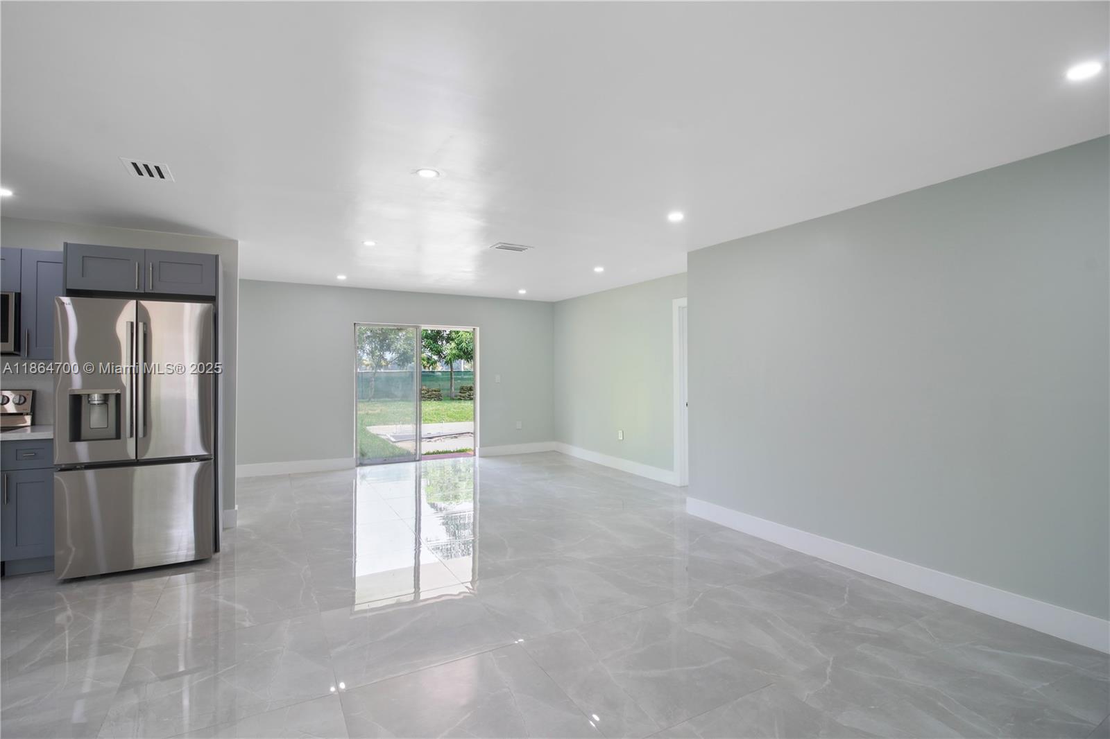 See details / 2266 sq. ft. $ 2025-08-25 0 Photo