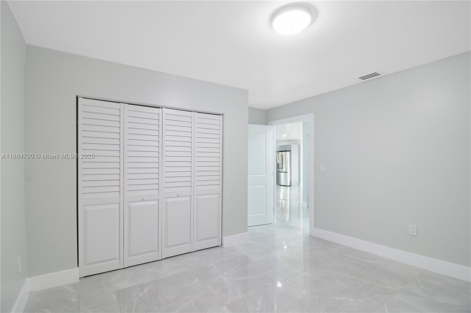 See details / 2266 sq. ft. $ 2025-08-25 0 Photo