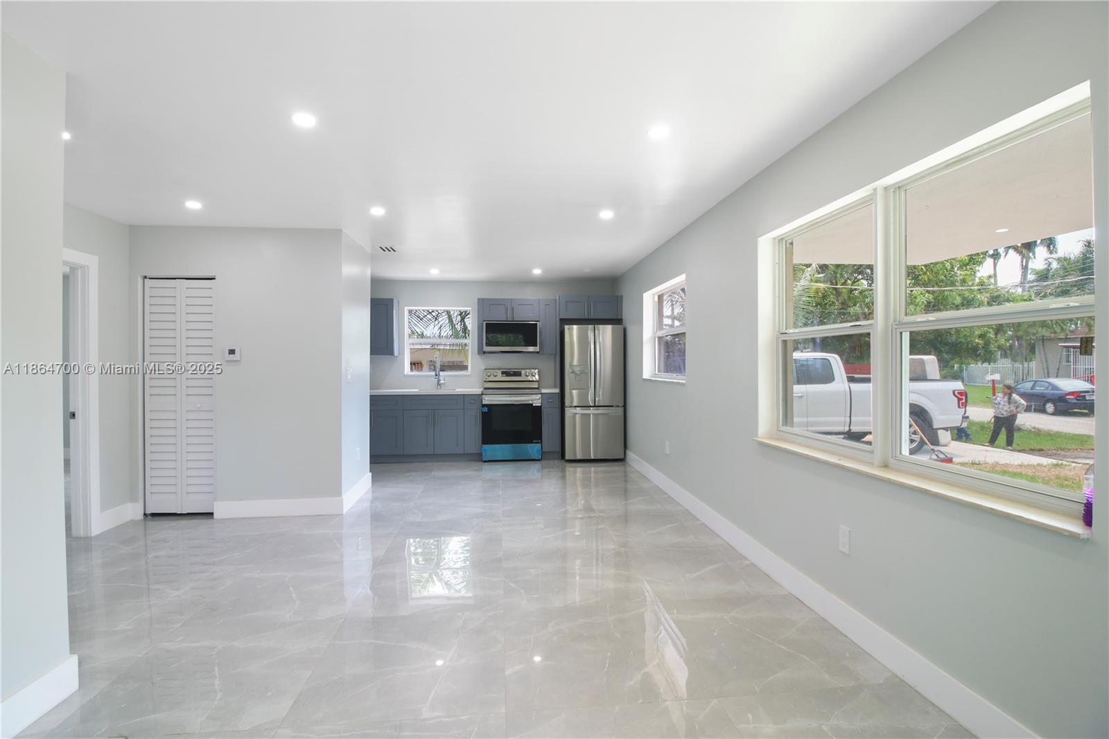 See details / 2266 sq. ft. $ 2025-08-25 0 Photo