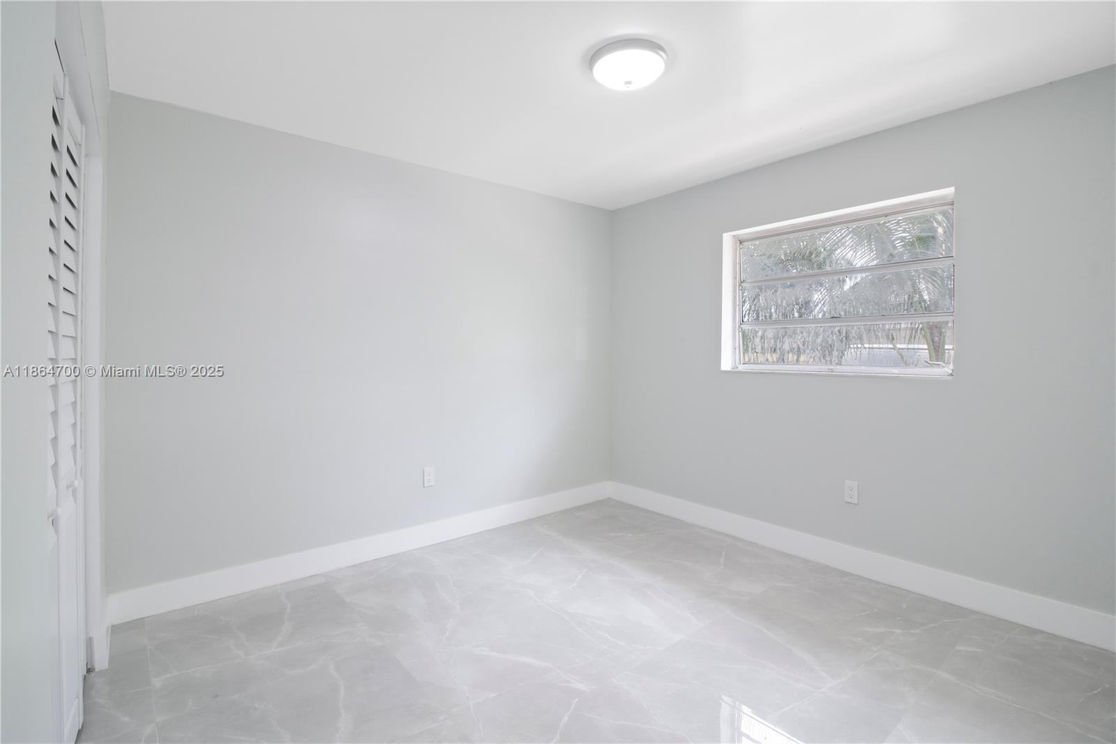 See details / 2266 sq. ft. $ 2025-08-25 0 Photo