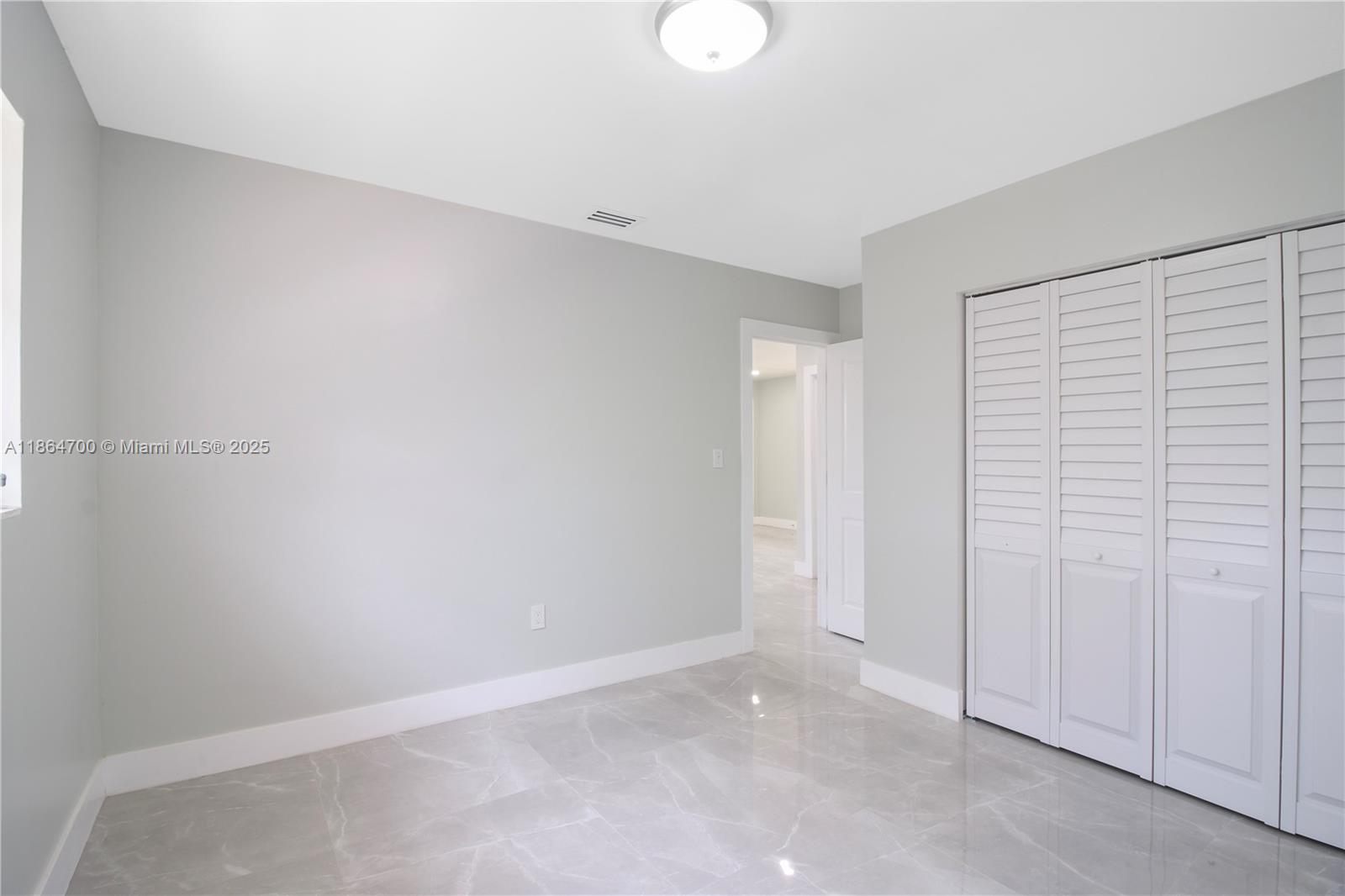 See details / 2266 sq. ft. $ 2025-08-25 0 Photo