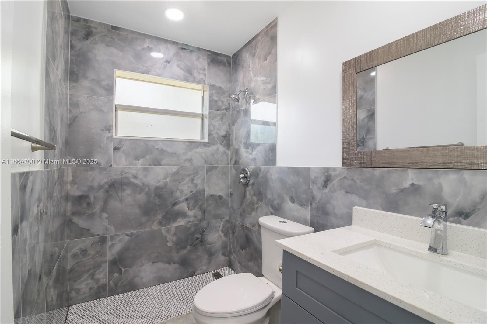 See details / 2266 sq. ft. $ 2025-08-25 0 Photo