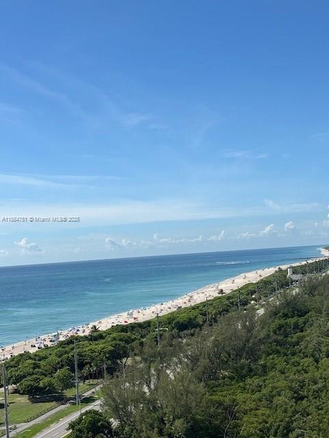 See details 1906 2 / 2 1521 sq. ft. $ 2025-08-28 0 Photo