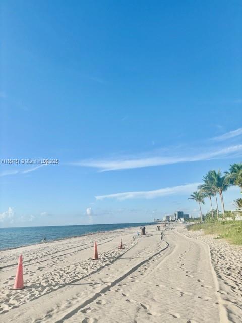 See details 1906 2 / 2 1521 sq. ft. $ 2025-08-28 0 Photo
