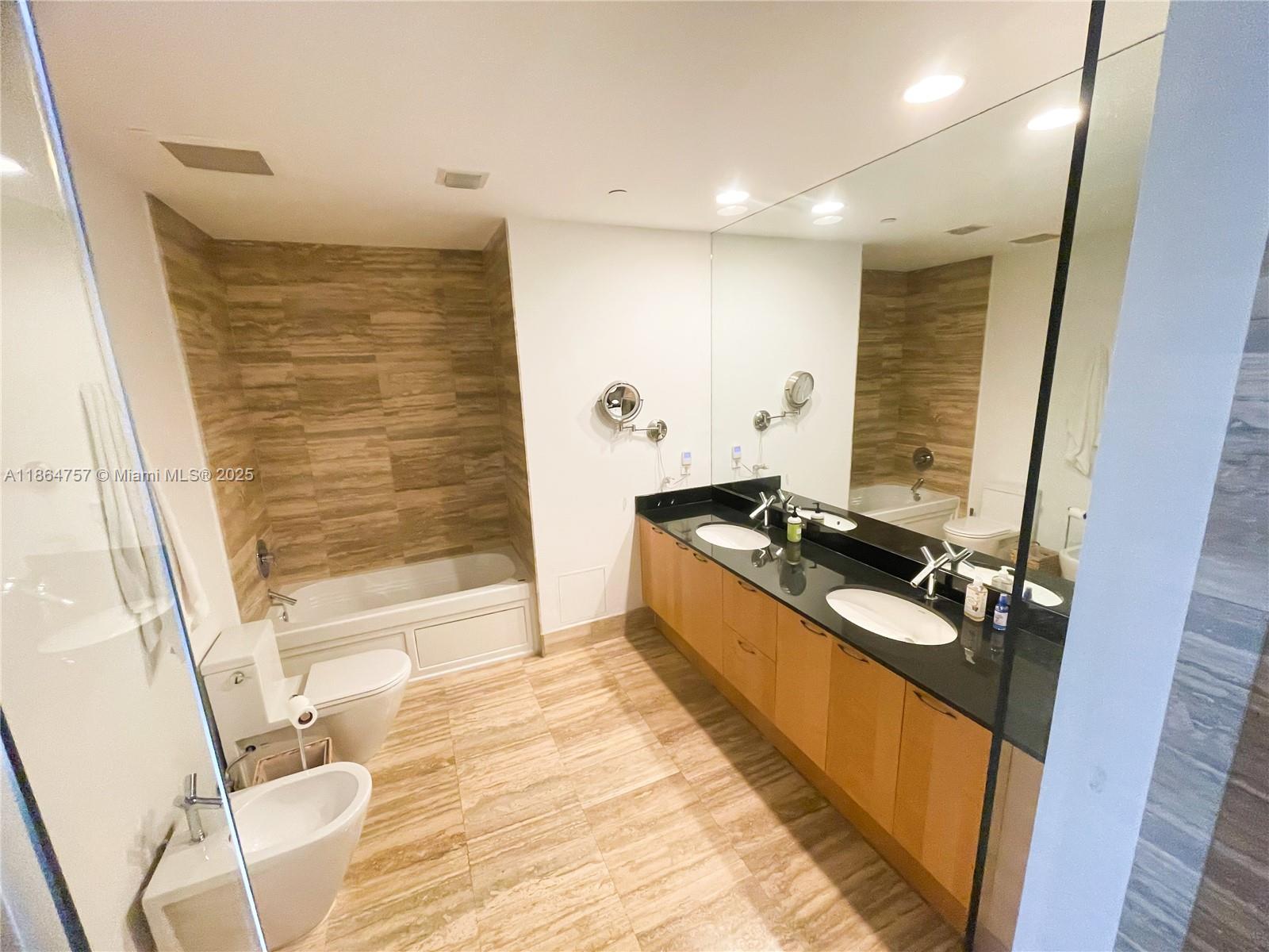 See details 2905 2 / 2 1435 sq. ft. $ 2025-08-25 0 Photo