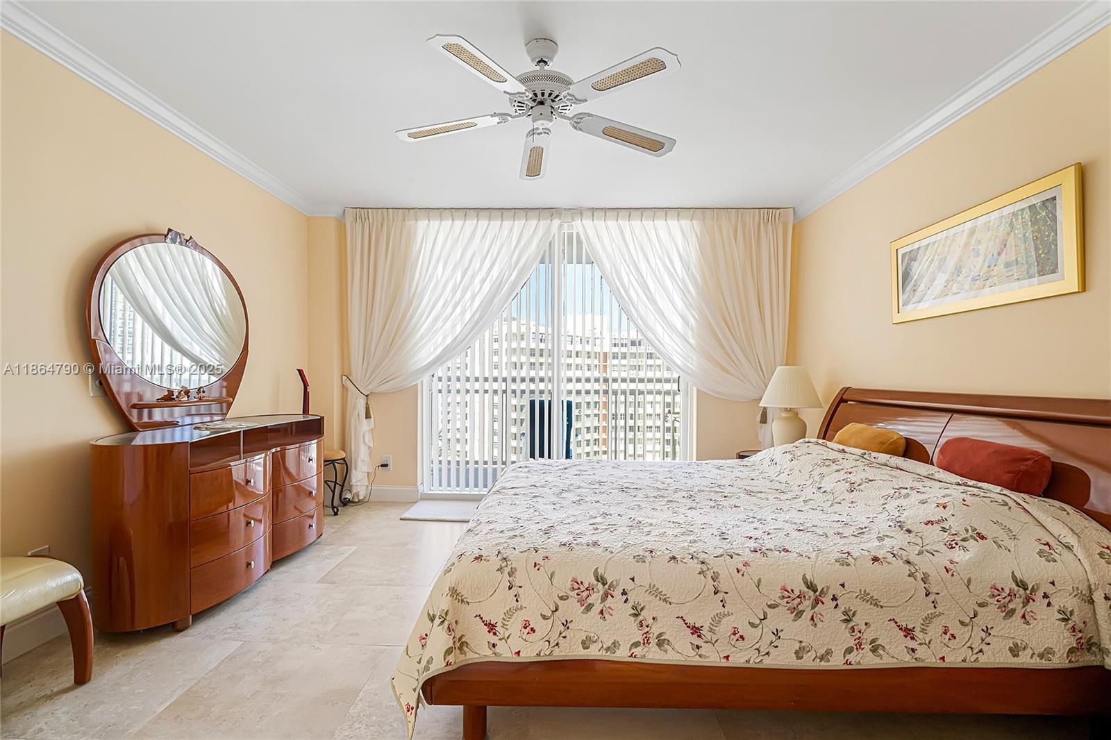 Photo of 1849 Ocean Dr  #905, Hallandale Beach, Florida, 33009 - 