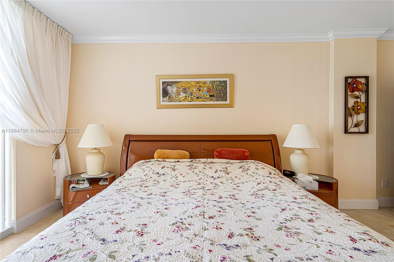 Photo of 1849 Ocean Dr  #905, Hallandale Beach, Florida, 33009 - 