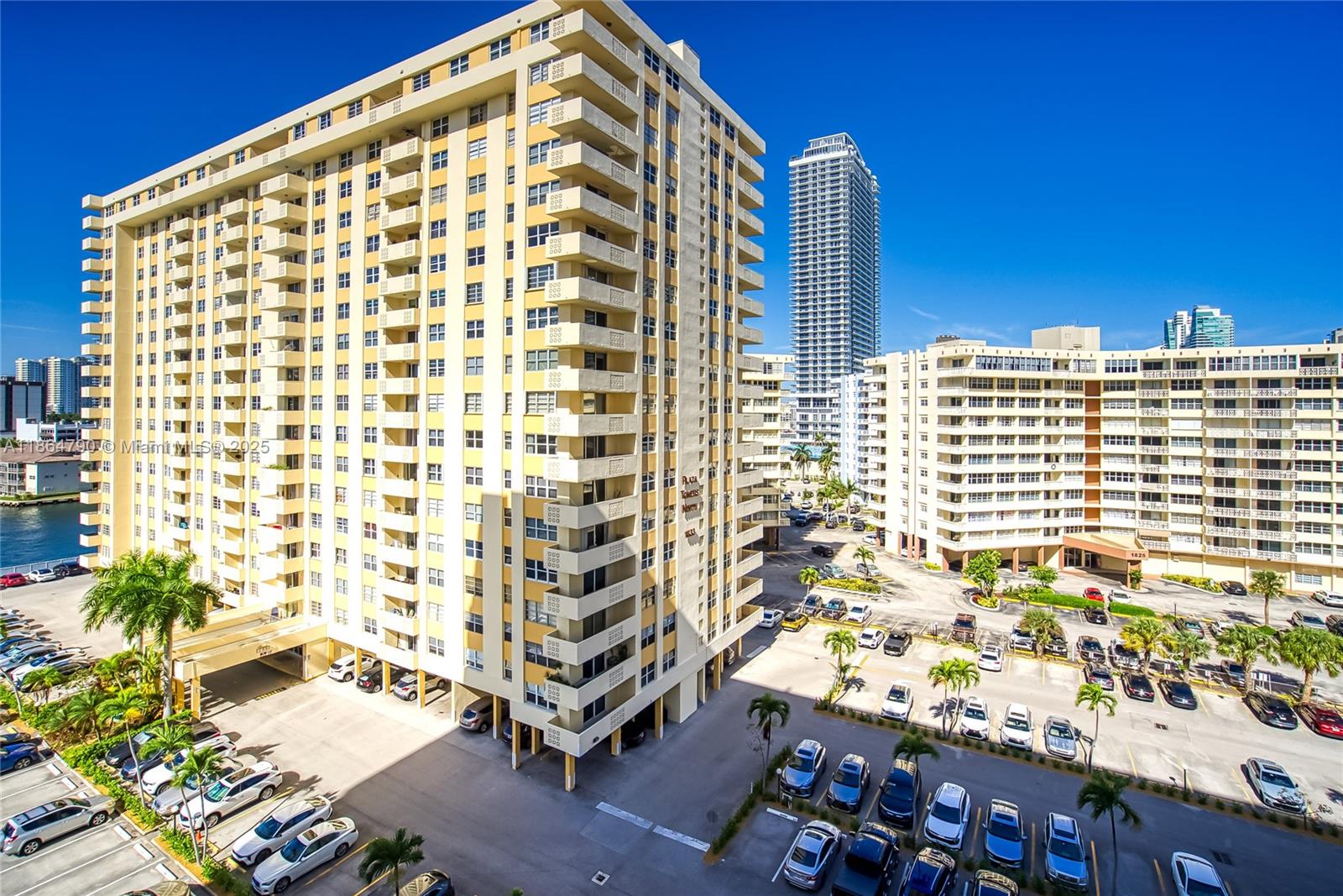 Photo of 1849 Ocean Dr  #905, Hallandale Beach, Florida, 33009 - 