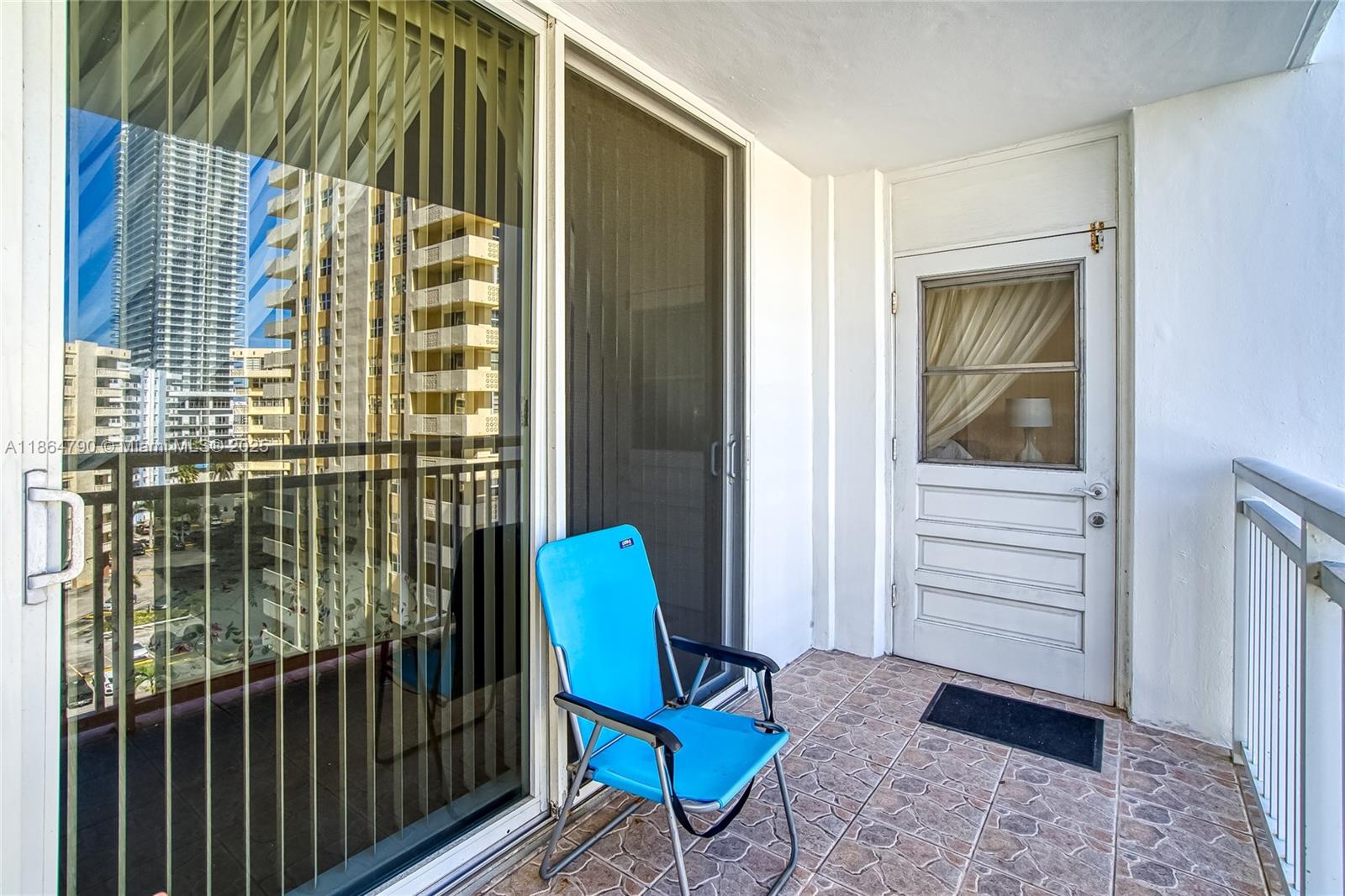 Photo of 1849 Ocean Dr  #905, Hallandale Beach, Florida, 33009 - 