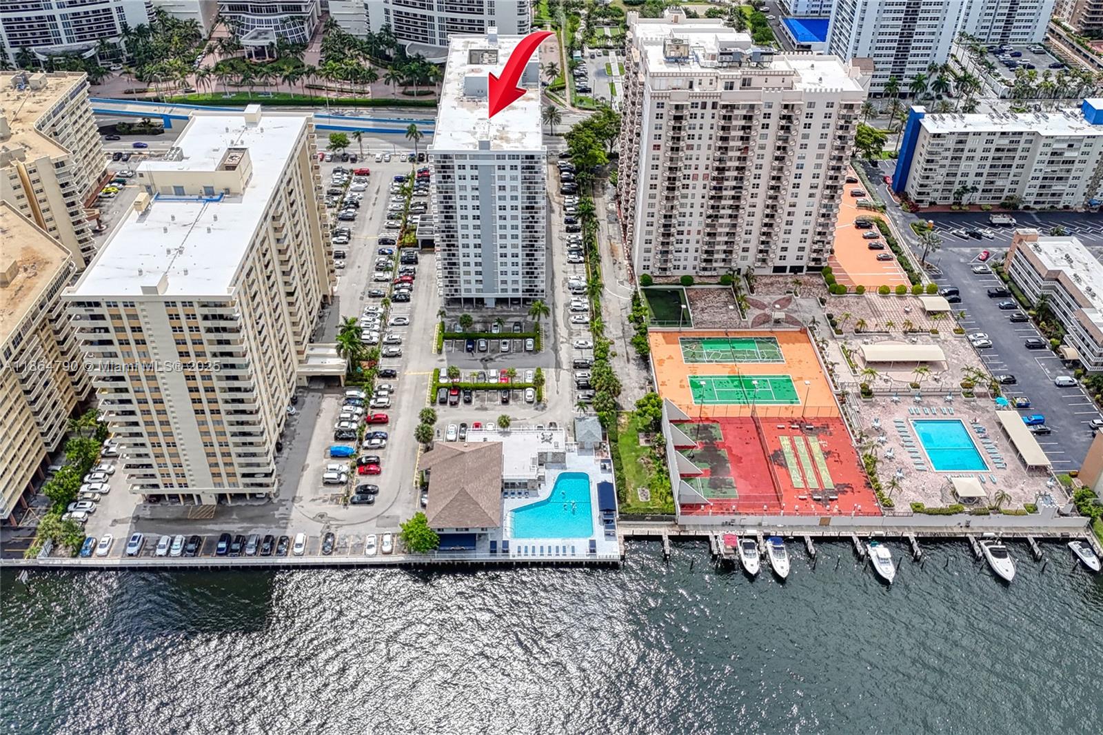 Photo of 1849 Ocean Dr  #905, Hallandale Beach, Florida, 33009 - 