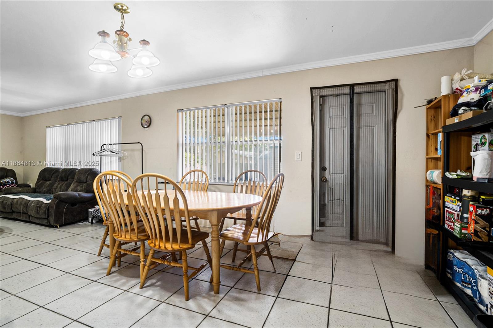   /  2506 sq. ft. $ 2025-08-25 0 Photo