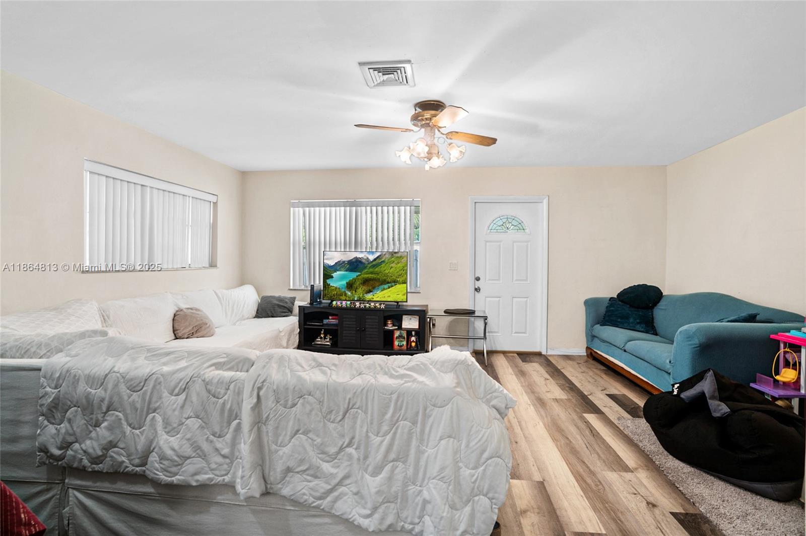  /  2506 sq. ft. $ 2025-08-25 0 Photo