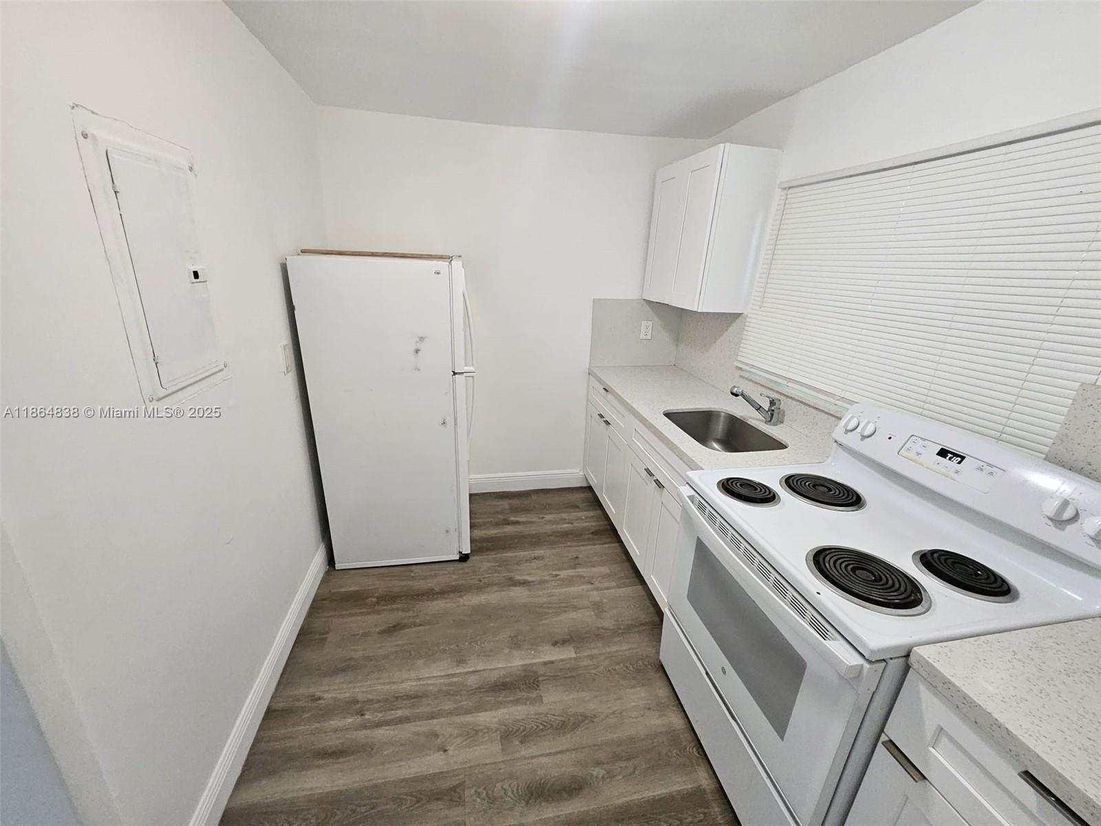 See details / 5367 sq. ft. $ 2025-08-25 0 Photo