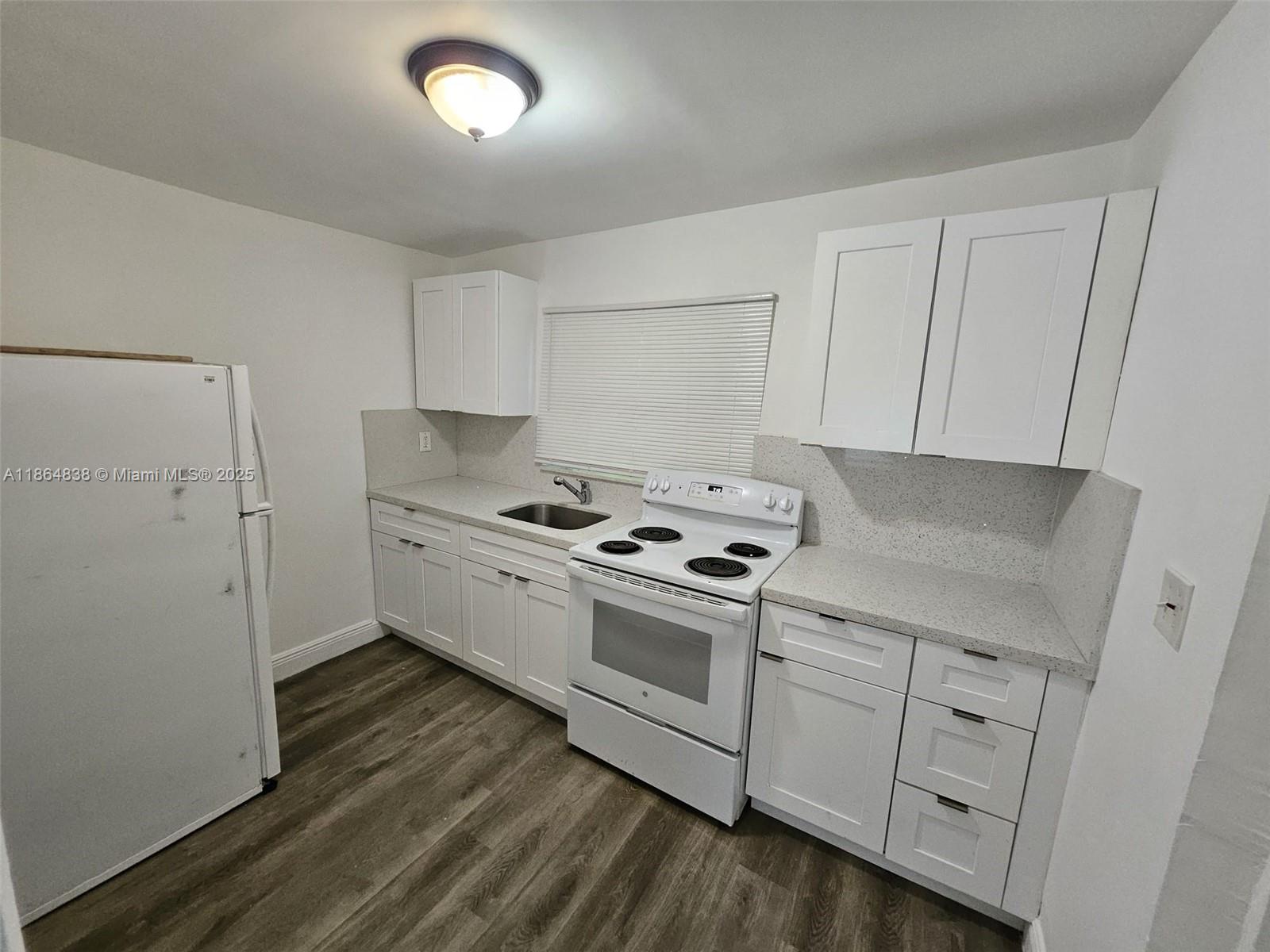 See details / 5367 sq. ft. $ 2025-08-25 0 Photo