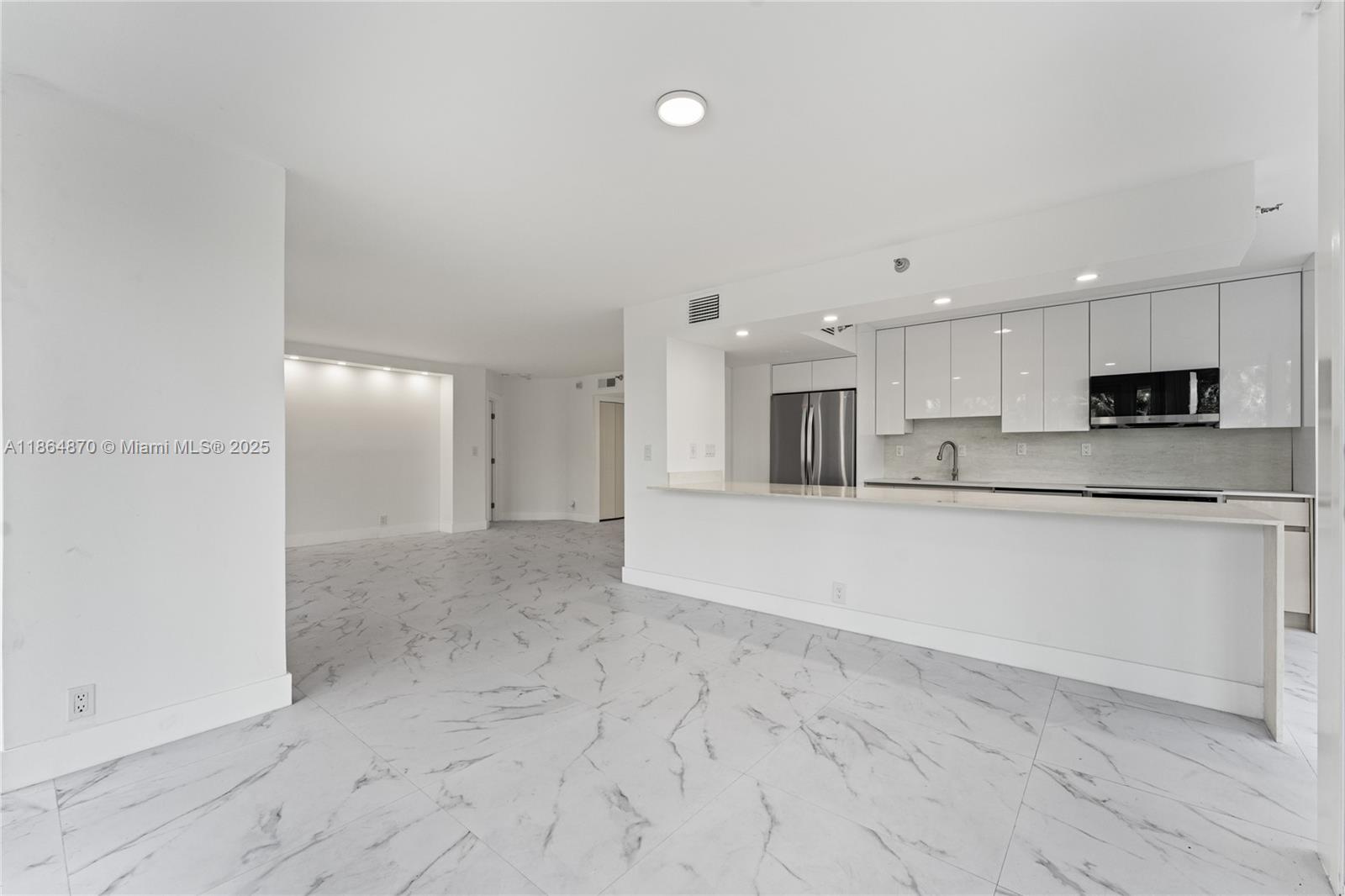 Photo of 19101 36th Ct  #206, Aventura, Florida, 33180 - 