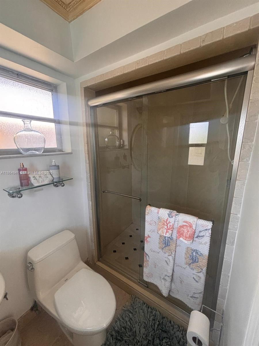 See details 4220 3 / 3 2603 sq. ft. $ 2025-10-20 0 Photo