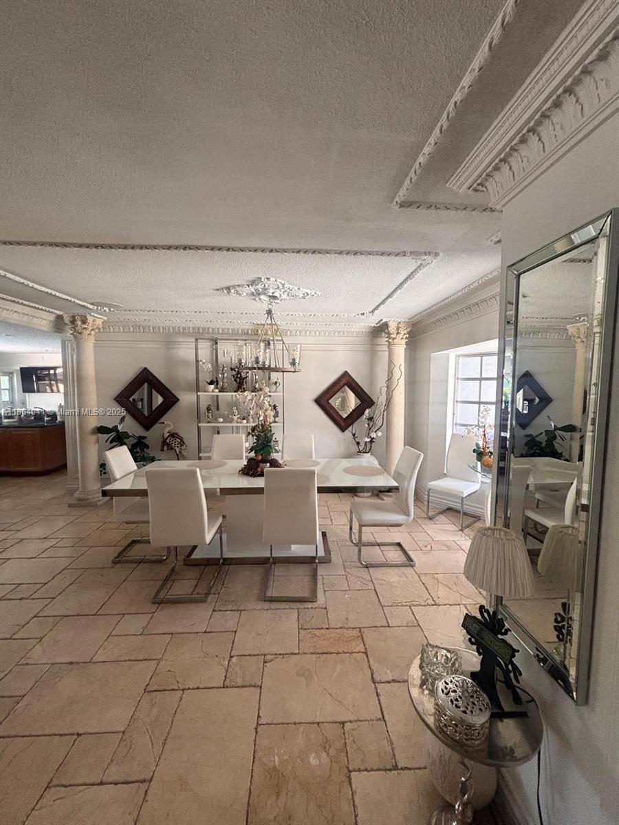 See details 4220 3 / 3 2603 sq. ft. $ 2025-10-20 0 Photo