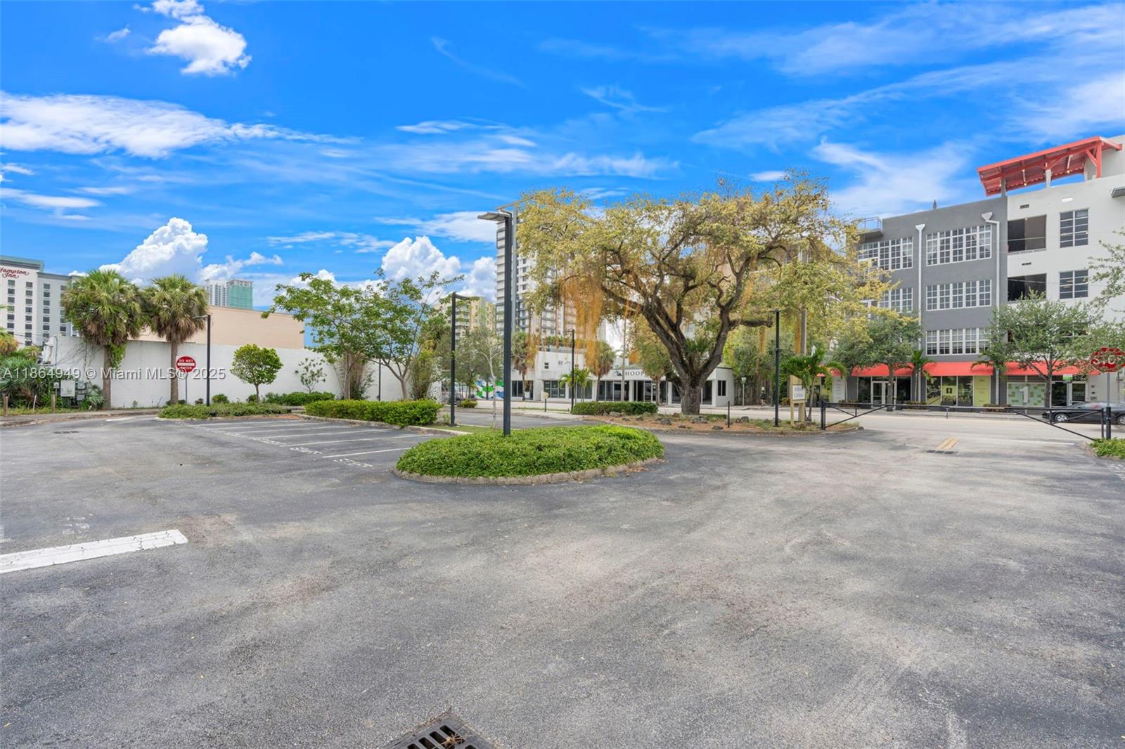   /   sq. ft. $ 2025-08-25 0 Photo
